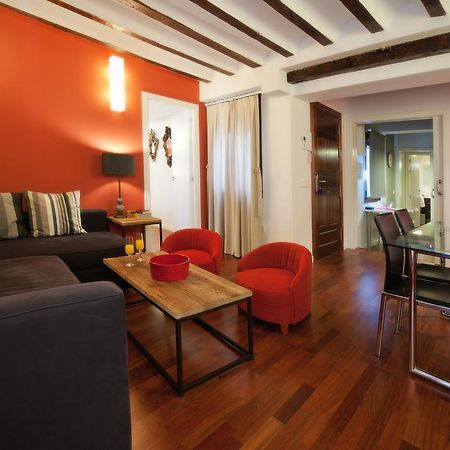 Apartamentos Abad Toledo Phòng bức ảnh