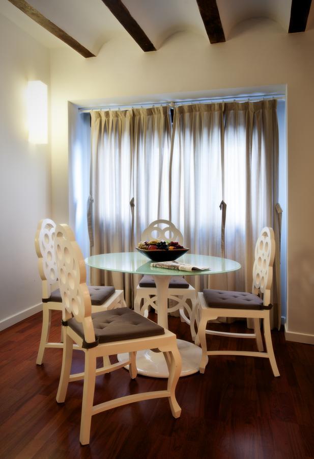 Apartamentos Abad Toledo Phòng bức ảnh